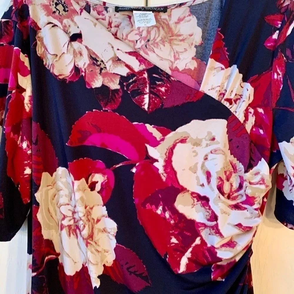 FLIRTY LOW MAINTENANCE NAVY FLORAL DRESS XL - Picture 4 of 7